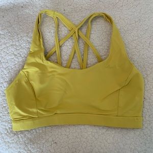 LULULEMON SPORTS BRA SIZE 6